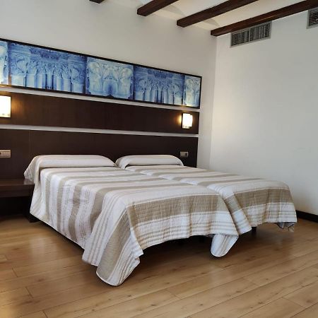 Hotel Rey Sancho นาวาเรเต ภายนอก รูปภาพ