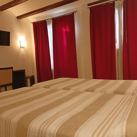 Hotel Rey Sancho นาวาเรเต ภายนอก รูปภาพ
