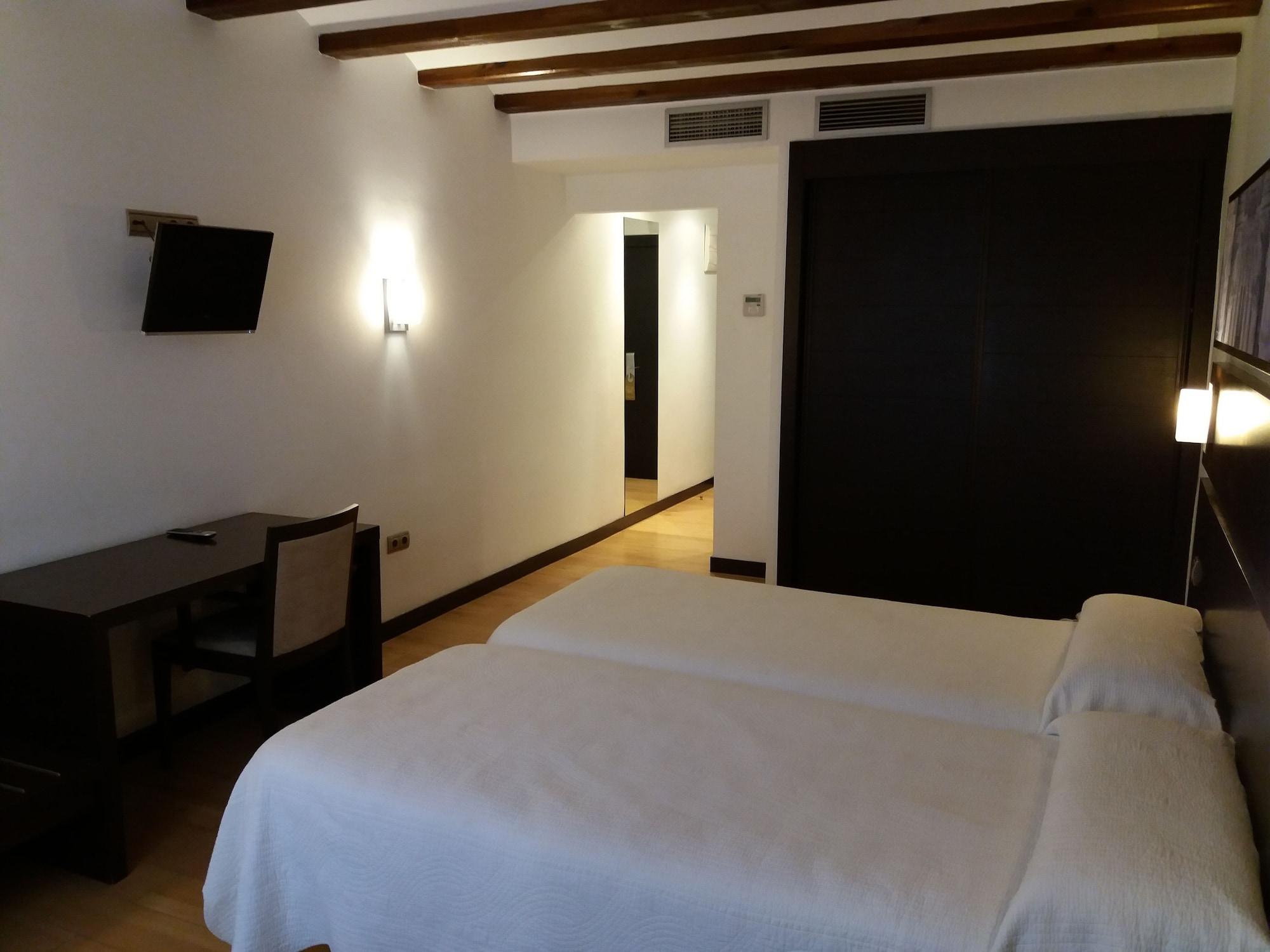Hotel Rey Sancho นาวาเรเต ภายนอก รูปภาพ