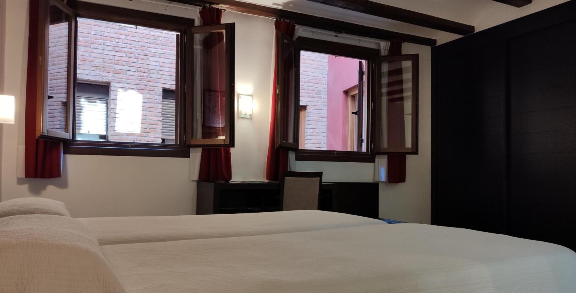 Hotel Rey Sancho นาวาเรเต ห้อง รูปภาพ